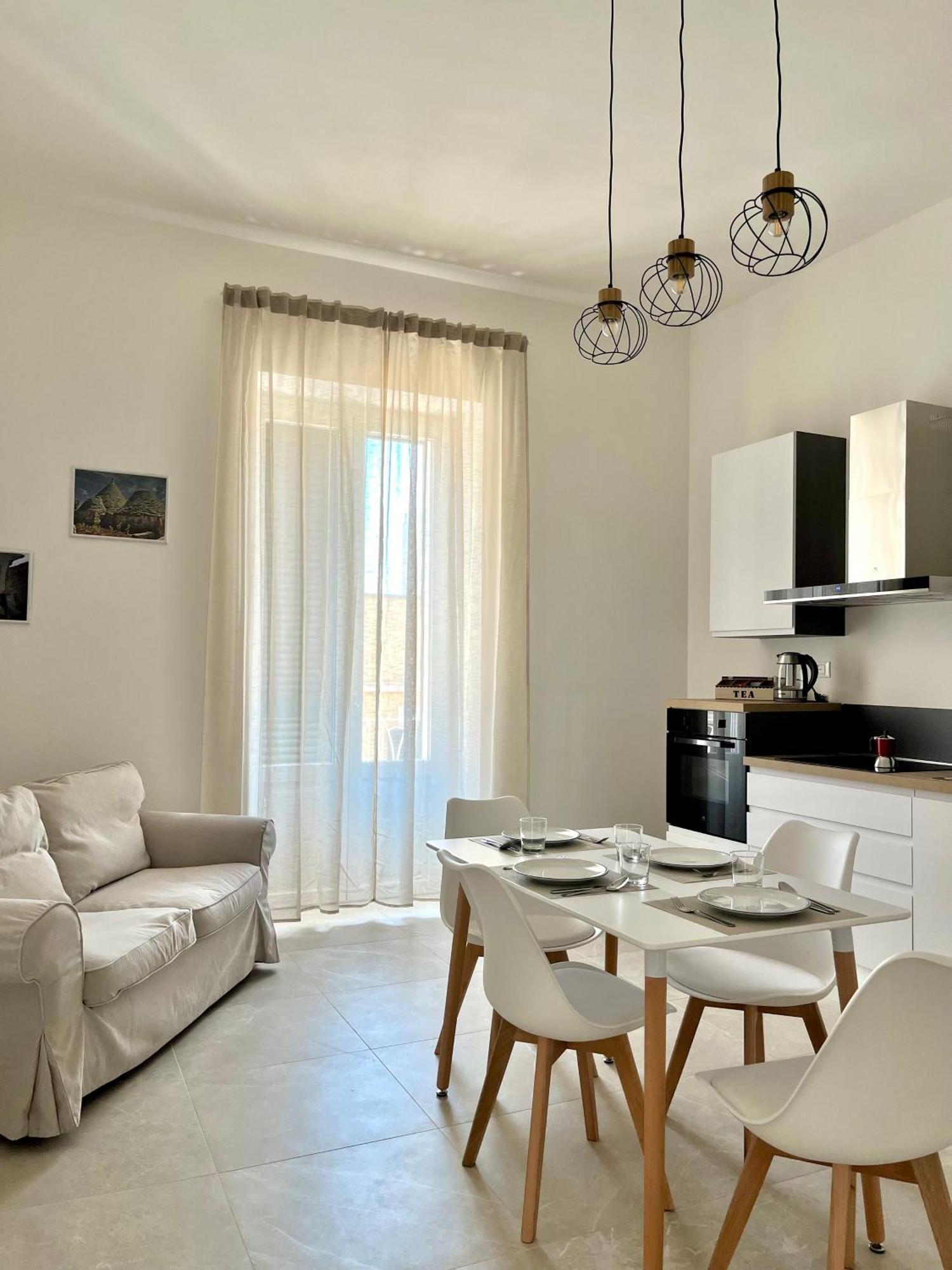 Domus Vitae Monopoli Bagian luar foto